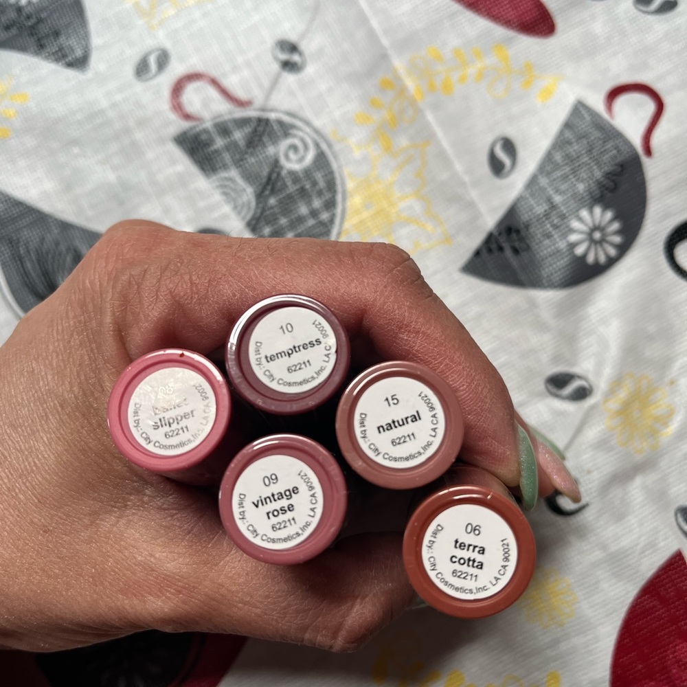 ✨Matte Mousse Lip Colors✨💄 - Picture 3 of 3